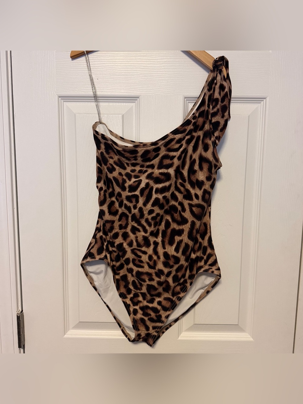 SOMA Leopard Print One Shoulder One Piece Swimsuit Size 12